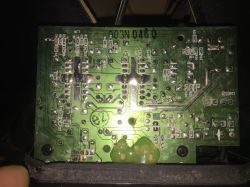 Creative A220 Speakers Mini-Din 9-Pin Plug Replacement: Diagram and Soldering Guide