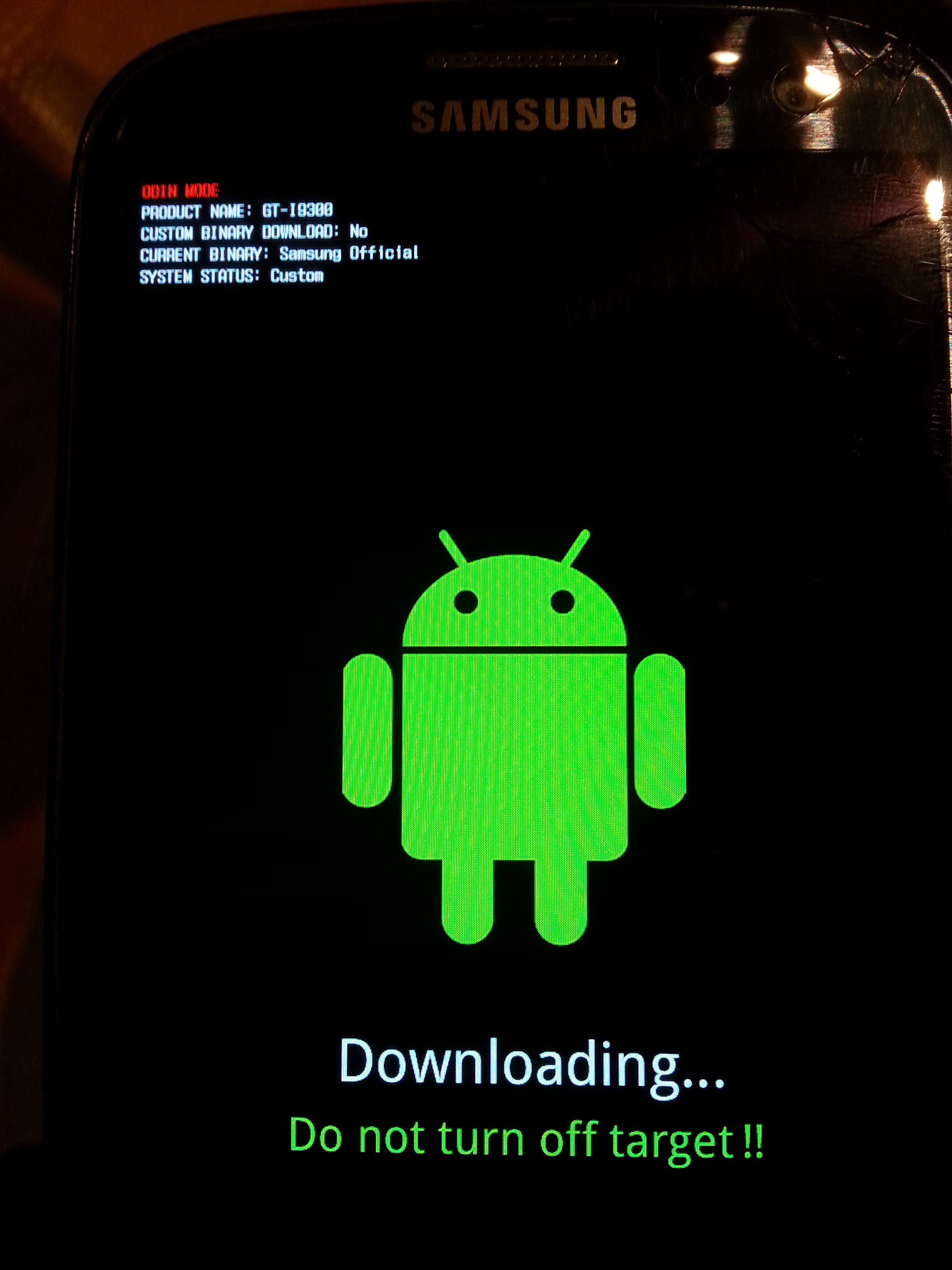 Downloading do not turn off. Самсунг do not turn off target. Do not turn off target андроид. Самсунг do not turn off target j1. Downloading do not turn off target Samsung.