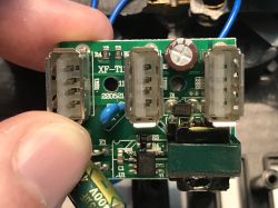 The Lucky Hawk 8204 USB power supply splitter, again about (in)product safety