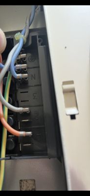 Electrolux EHH16340FK – czy płyta działa z odłączonym modułem lewym 230V?