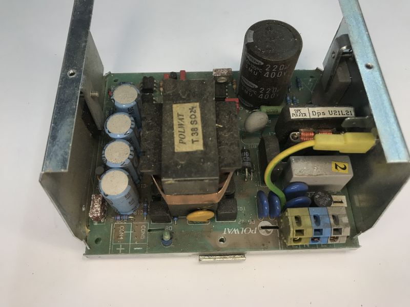The inside of the Polish retro power supply Polwat PWS-100 RM 24V/4A - has it survived the years of 