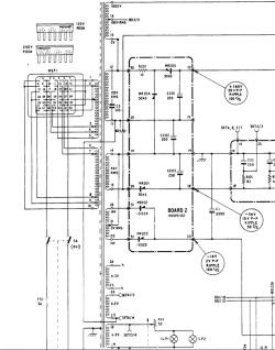 Schemat elektryczny z widocznymi połączeniami transformatora i przełącznika napięć.