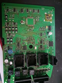 Renault Megane 2 1.4 - UHC wymiana, ABS świecący, brak połączenia, otwieranie drzwi z karty