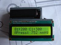 DIY elektroniczny wysokościomierz-wariometr dla spadochroniarzy i paralotniarzy