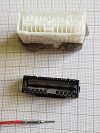 Konektory do wtyczki drzwi kierowcy Renault Koleos (Nissan) - oznaczenie 4JD a6