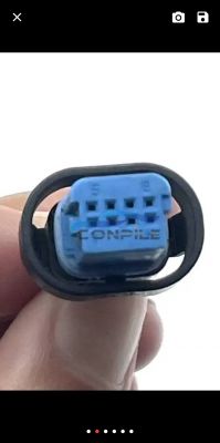 Montaż kamery cofania BMW i3 w Warszawie - szukam fachowca do podłączenia oryginalnej wtyczki