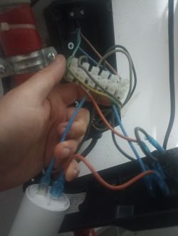 Podłączenie pompy głębinowej SKM150 - poprawność instalacji