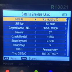 Ekran miernika sygnału satelitarnego z ustawieniami dla satelity Hotbird 13