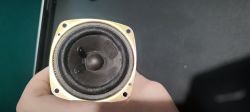 Jaki kondensator do tweeterów 4 ohm w boomboxie diy?