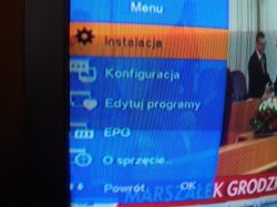 Obraz wychodzi poza ekran w telewizorze Daewoo - jak ustawić?