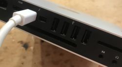 Wnętrze trzech różnych przejściówek Mini Display Port na VGA Wnętrze trzech różnych przejściówek Mini Display Port na VGA