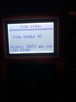 VW Passat CC 2.0 TDI 140 KM z 2009r. - na desce pokazuje błąd oświetlenia