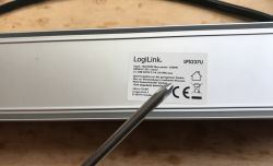 Listwa zasilająca, "zabezpieczająca" Logilink LPS237U z ładowarką USB