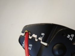 Wielofunkcyjne szczypce Knipex 9721215B, recenzja Wielofunkcyjne szczypce Knipex 9721215B, recenzja