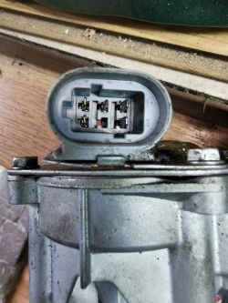 Megane coupe - Szukam schematu podłączenia wycieraczek przód