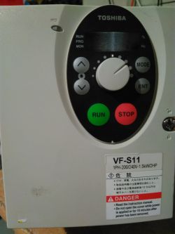 Falownik 1fazowy Toshiba VF-S11 (1PH-200/240V-1,5kW/2HP)