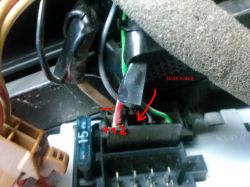 Słaby sygnał antenowy w Audi A3 1998 - brak zasilania wzmacniacza Słaby sygnał antenowy w Audi A3 1998 - brak zasilania wzmacniacza
