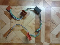 Audi A4 B5 - Gdzie podłączyc pourywane kable od radia? Nie gra tył i subwoofer.