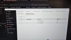 Hikvision DS-KV8213 + 2x DS-KH6320 - jak przypisać przyciski do monitorów?