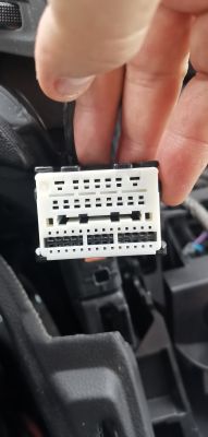 Opel Zafira C Radio CD 400 + - Opis wyjść z radyjka Opel Zafira C Radio CD 400 + - Opis wyjść z radyjka