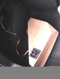 SUBWOFER w miejscu schowka, GOLF 4.