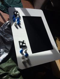 Stolik do kawy z możliwością odtwarzania gier