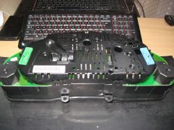 Fotorelacja- wymiana wyświetlacza licznika Audi A4 B5 99'VDO