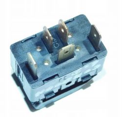 Seat Cordoba 2001 - Różnice między przełącznikami podnoszenia szyb: wysokoprądowy vs niskoprądowy