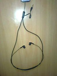 Szukam producenta lub dystrybutora słuchawek jak na zdjęciu: