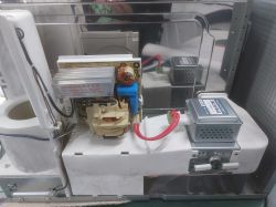 Siemens HF35M562/03 - wyłącza się po 30-50 s, nie grzeje, brak błędów.