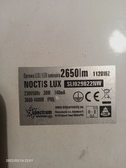 Regulacja natężenia światła w naświetlaczu LED 230V/50W - jak zmniejszyć moc oświetlenia?