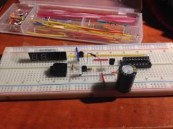 Płytka stykowa dla początkującego elektronika? Czy może ułatwić budowanie pierwszych prototypów?