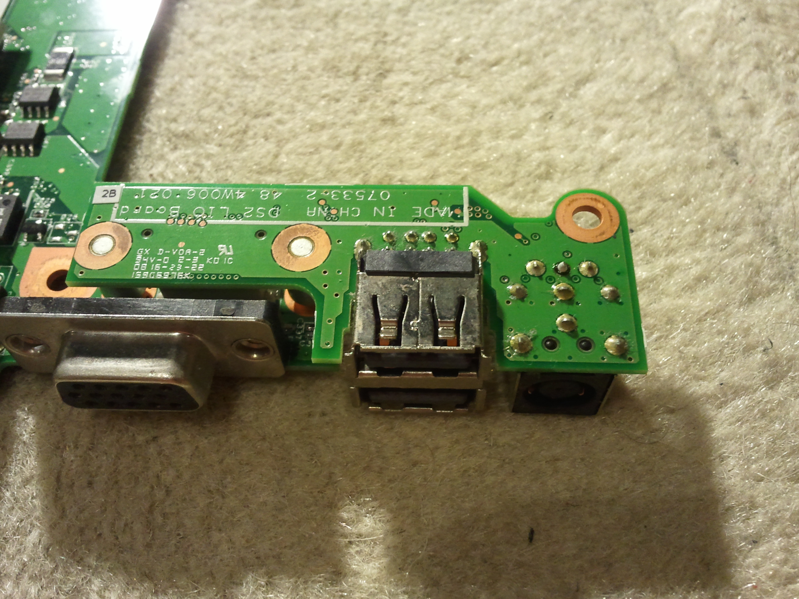 Dell 1525 w BIOSie (AC Adapter = Unknown Device Installed)