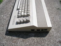 [Sprzedam] Commodore c64 stan nieznany
