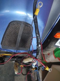 Jak działa alarm OSIO w motocyklu i jak go obsługiwać?