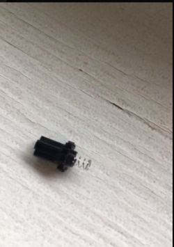 Zębatka z PS4 Fat - Podczas rozkręcania wypadło z konsoli to od czego to jest