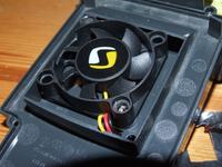 Xbox 360 - jak dostać się do wnętrza zasilacza?