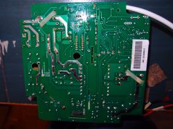 Schemat ładowarki Husqvarna QC330 - czerwony LED, brak przetwarzania mocy