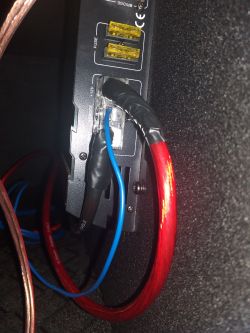 Audi - Jak zmostkować wzmacniacz Crunch GPX 1000.4 dla JBL 1200W?