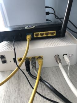 Issue with Technicolor CGA2121 Router: Connectivity Loss on Asus Router, Console & TV