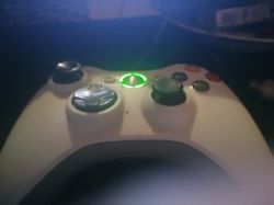 Pad Xbox 360 USB - ciągłe migotanie, komputer nie wykrywa