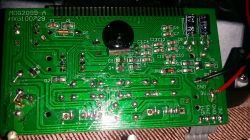 Gdzie przylutować kabelek zasilający zegarek elektroniczny?