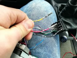 Mercedes z radiem pioneer - problem z podłączeniem