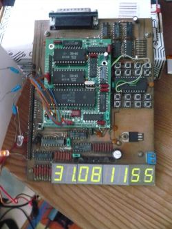 Programowy projekt zegara-datownika na Z8 Zilog Programowy projekt zegara-datownika na Z8 Zilog