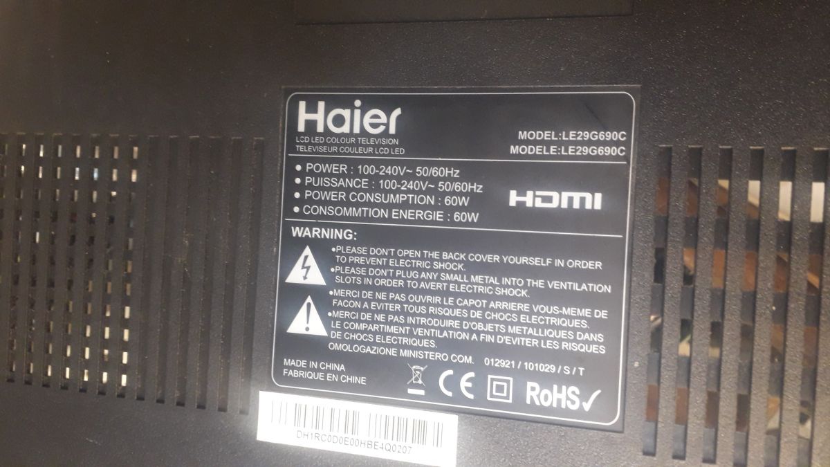 Телевизор хаер блютуз. Телевизор Haier le22m600f. Серийный номер телевизора Haier. Haier le22m600f подставка. Haier le32b8000t led.