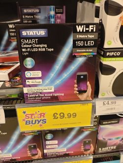 Status Wi-Fi RGB LED tape, 5 meters, 150 LEDs, color changing