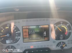 Mercedes Actros MP2 8x8 - błąd HM, tryb awaryjny, brak świateł z tyłu: moduł czy kabel?