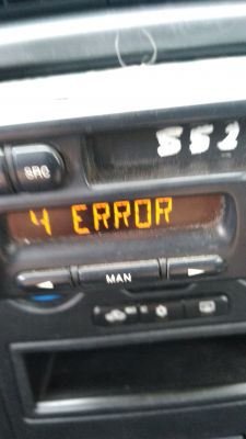 Jak podłączyć radio Philips 22RC200//65 do Opla Astry G?