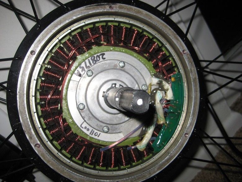 Samodzielny kontroler silnika BLDC na podstawie Arduino Uno dla pojazdów elektrycznych