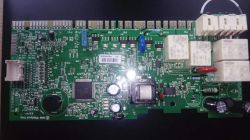 Whirlpool ADG 8673 - Przerywanie programu, migający zegar, brak wyświetlania błędu